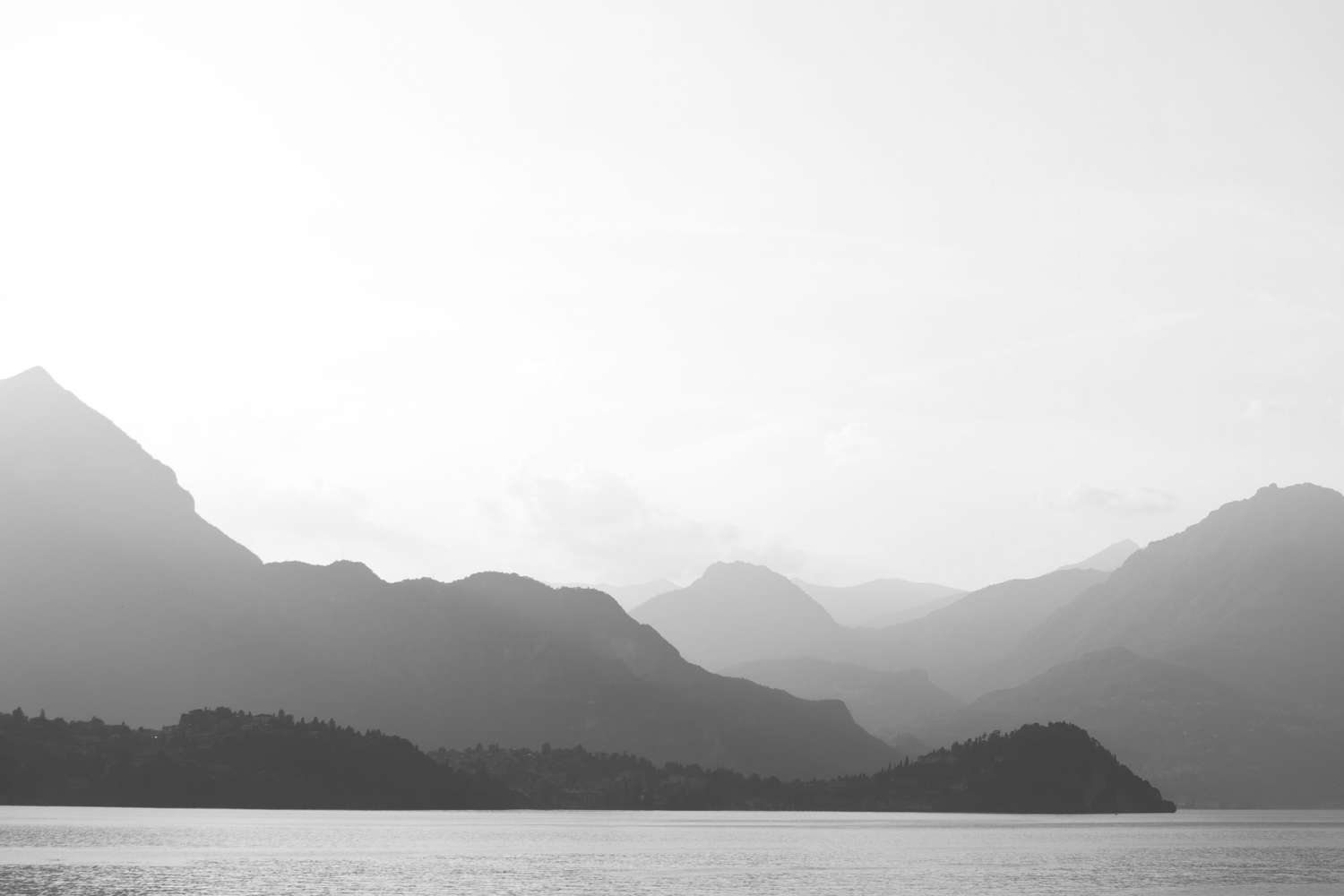 luigi-pozzoli-Db8xEYwtdWw-unsplash